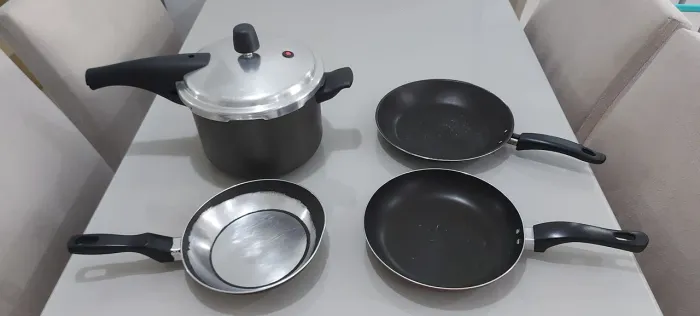 Panela de pressão tramontina