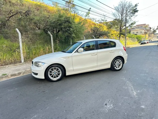 BMW 118IA 2.0 16V 136cv 5P 2011