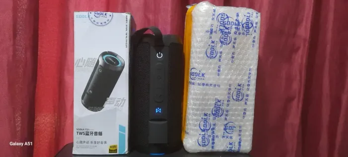 vendo uma caixa de som portatio sodlk 60w original na caixa