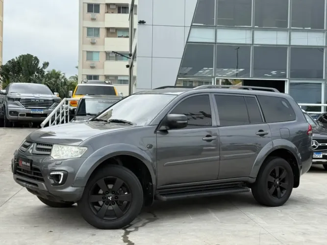 Mitsubishi Pajero HPE 3.2 4X4 T.i. Dies. 5P Aut. 2016