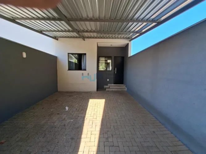 Casa à venda em Londrina, Helena, com 3 quartos, com 86 m²