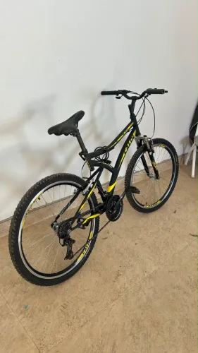 Bicicleta Caloi Aro26