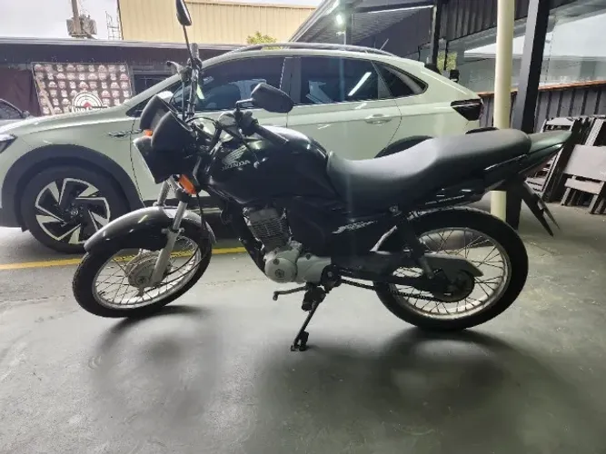 Moto Honda CG FAN 150 ESI