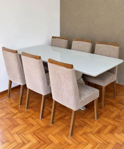 Mesa 6 cadeiras USADAS com tampo de vidro