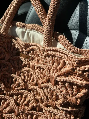 Bolsa de Crochê Elegante