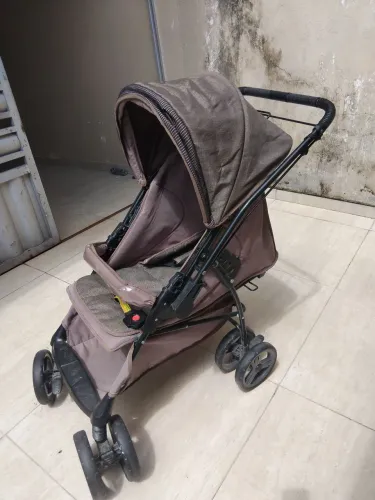 Carrinho de bebê, galzerano