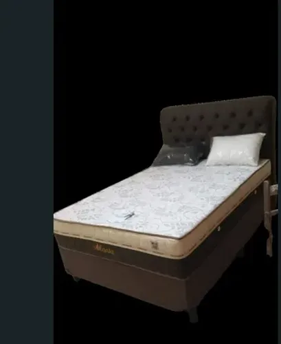 cama box ótimos acabamento 