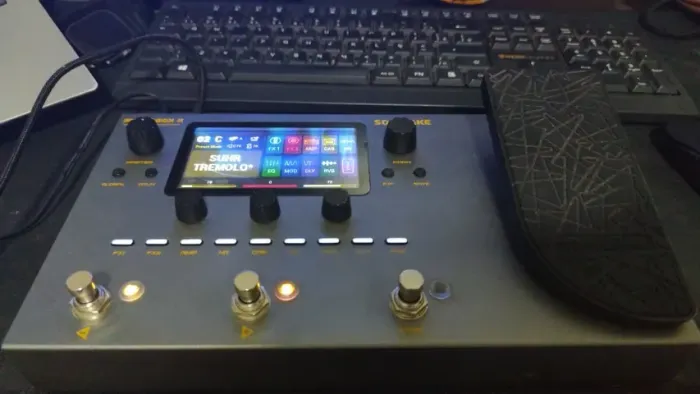 Pedaleira de guitarra Matribox 2