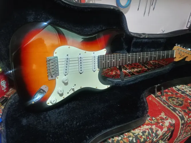 MEMPHIS STRATOCASTER 
