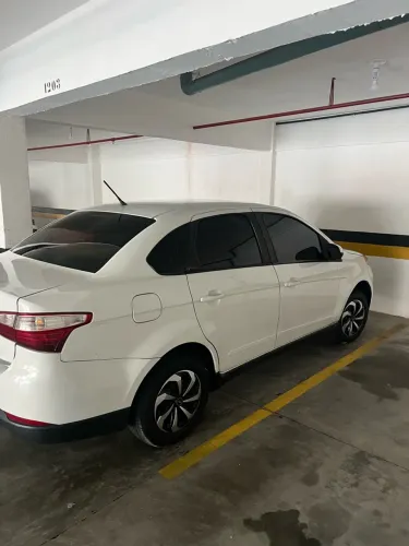 Fiat Grand Siena Attrac. 1.4 EVO F.flex 8V 2014