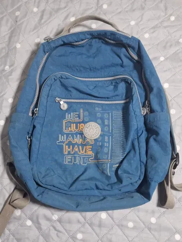 Mochila kipling original usada 