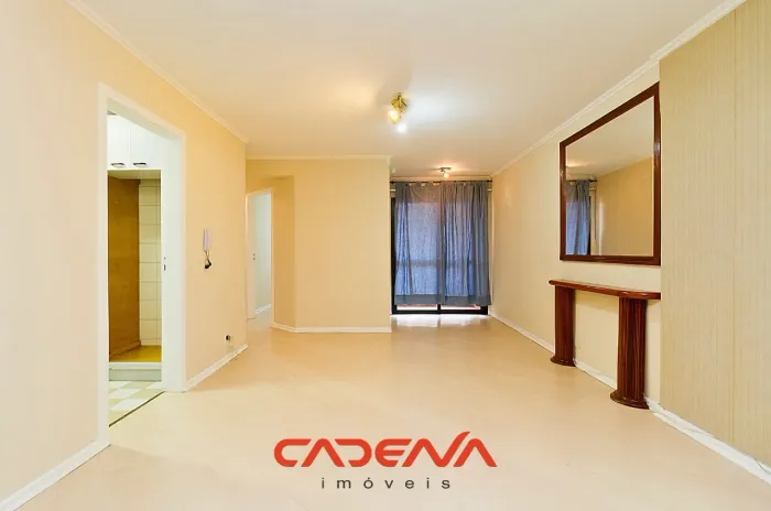 Apartamento com 3 quartos e 1 vaga à venda no Bigorrilho