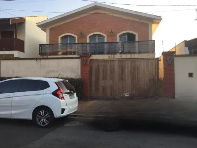 Casa à venda em Americana, Vila Nossa Senhora de Fátima, com 5 quartos, com 272 m²