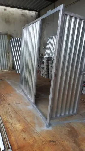 Portão galvanizado
