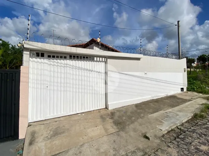 Casa à venda em Cajupiranga