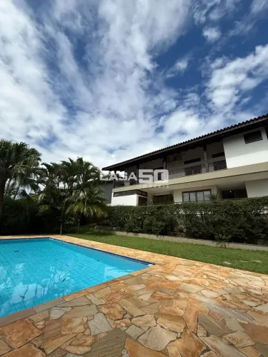 Casa a venda em condomínio fechado - Valinhos