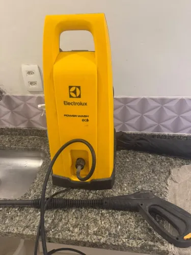Lavadora alta pressão eletrolux
