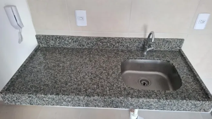 PIA DE GRANITO E CUBAS