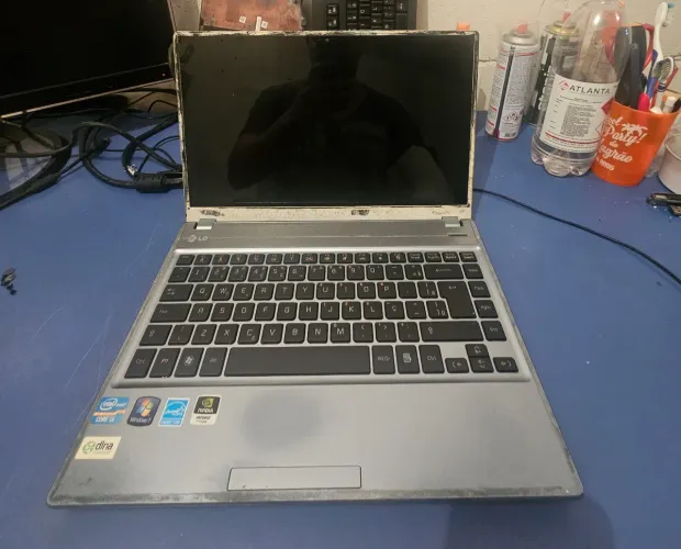 LG I3 + 4GB + ssd 128gb
