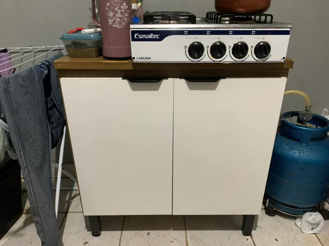Vende-se armário