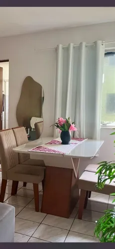 Mesa com cadeiras 