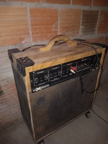 Caixa amplificada