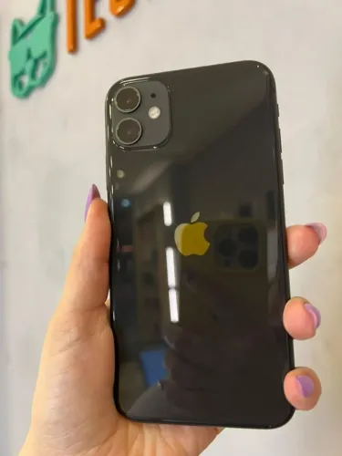 iPhone 11 128GB Preto Seminovo 73% - Retire em loja física na Savassi