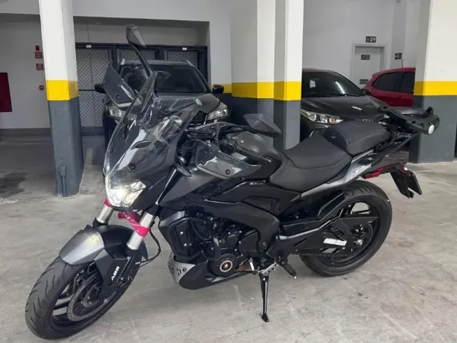 BAJAJ DOMINAR 400