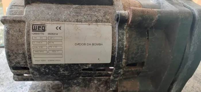 Bomba d'água Thebe