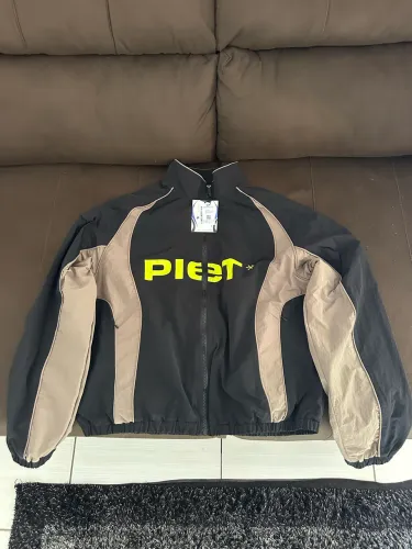Piet x Pool corta vento