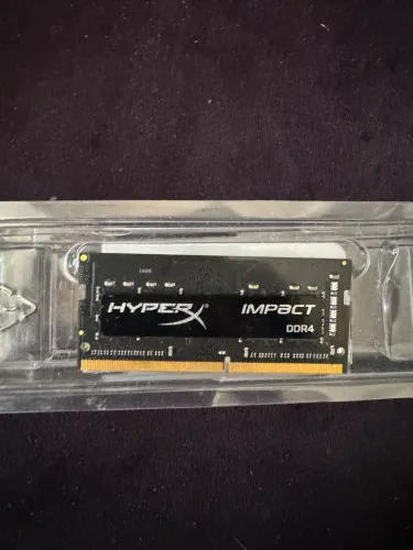 Memória RAM HyperX 8GB DDR4 2400MHz para Notebook