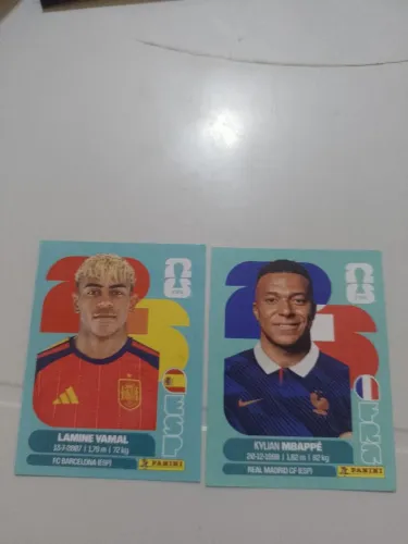 Kylian MBAPPÉ E LAMINE YAMAL figurinha 