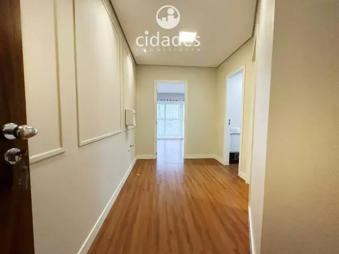 Sala comercial com garagem para aluguel bem localizada no Kobrasol em frente ao Shopping I