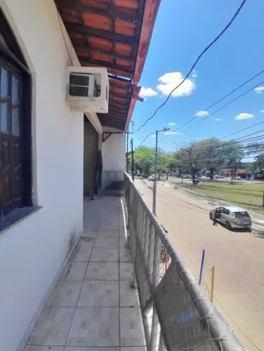 Casa para fins comerciais, na Praça Principal Alagoinhas Velha ao lado do SESI e Ruínas<br>