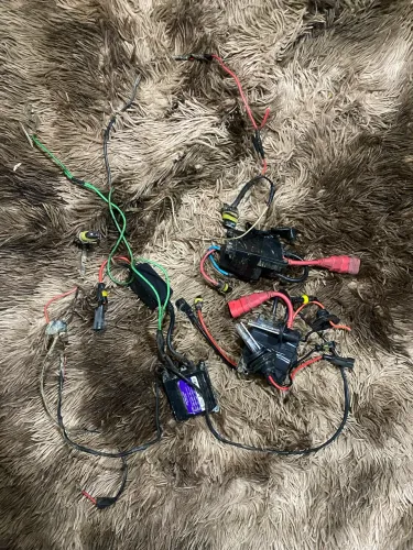 Par de xenon com os capacitores 