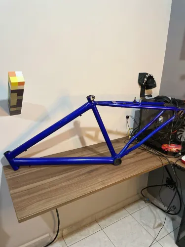 QUADRO RETO ALUMÍNIO ARO 26 - REFORÇADO