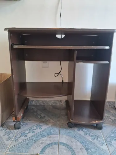 Escrivaninha quebra galho