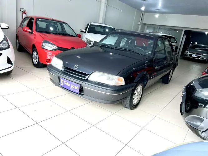 Chevrolet Monza GL 2.0 Efi/sl/l/650/club/barc.2e4p (álcool) 1995