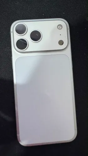 Iphone 17 Pro max 256gb branco Seminovo