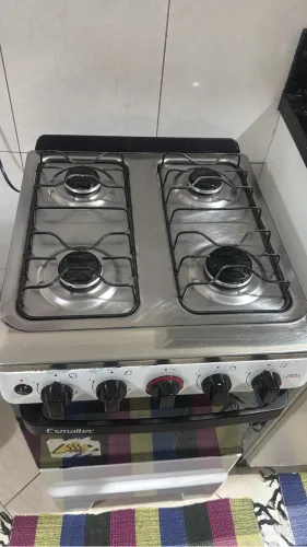 Fogão semi novo 