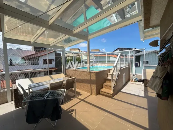 Barra da Tijuca | Casa 5 quartos, sendo 3 suites