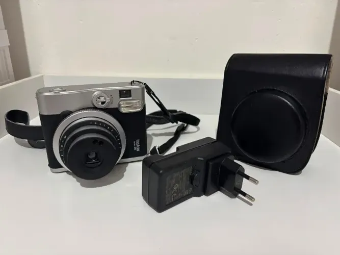 Instax Mini 90 Neo Classic