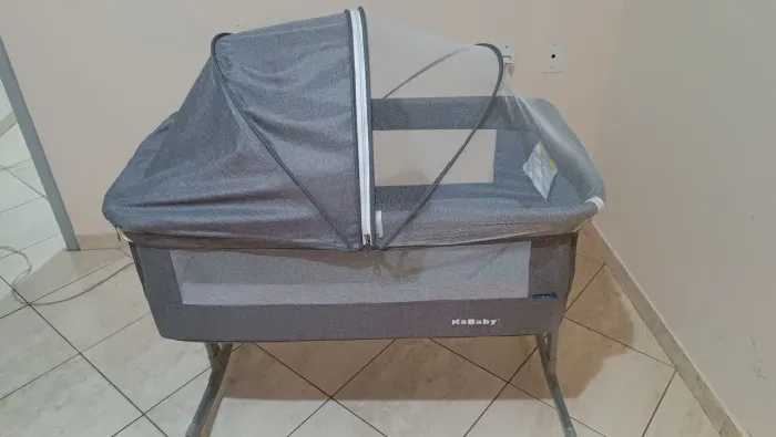 Berço Moisés Sleep 3 Em 1 Co-bed Com Cinta e Moquiteiro Cinza - KaBaby