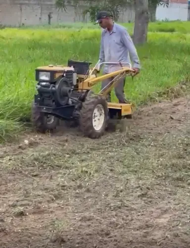 Tobata Tratorito ? 