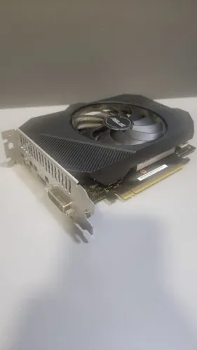 Placa de Vídeo Asus GeForce 4Gb DDR6 PH-GTX1650-O4GD6