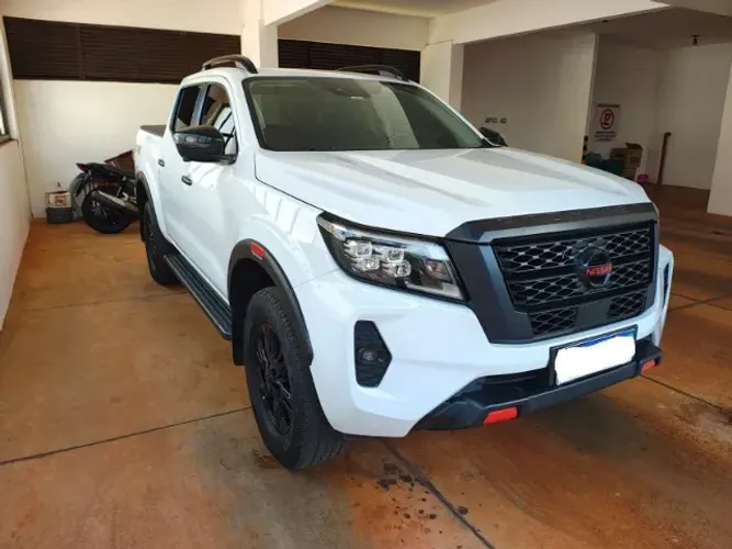 Nissan Frontier Pro4x CD 4X4 2.3 Bi-TB Die. AUT 2023