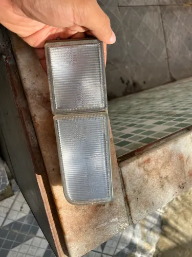 Refletor pára-choque dianteiro direito Passat alemão Volkswagen 1997 a 1999