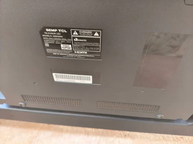 Tv tela quebrada, para tirar peça, aceito proposta 