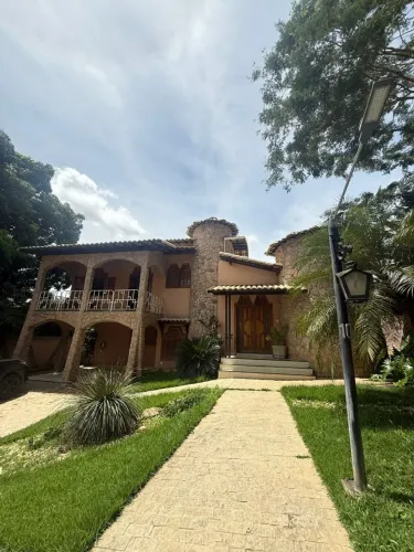 VENDA - Casa de alto padrão à venda em condomínio exclusivo - Jd Panorama