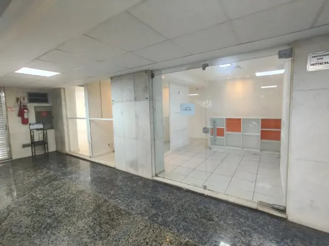 Centro comercial para aluguel tem 90 metros quadrados em Copacabana - Rio de Janeiro - RJ